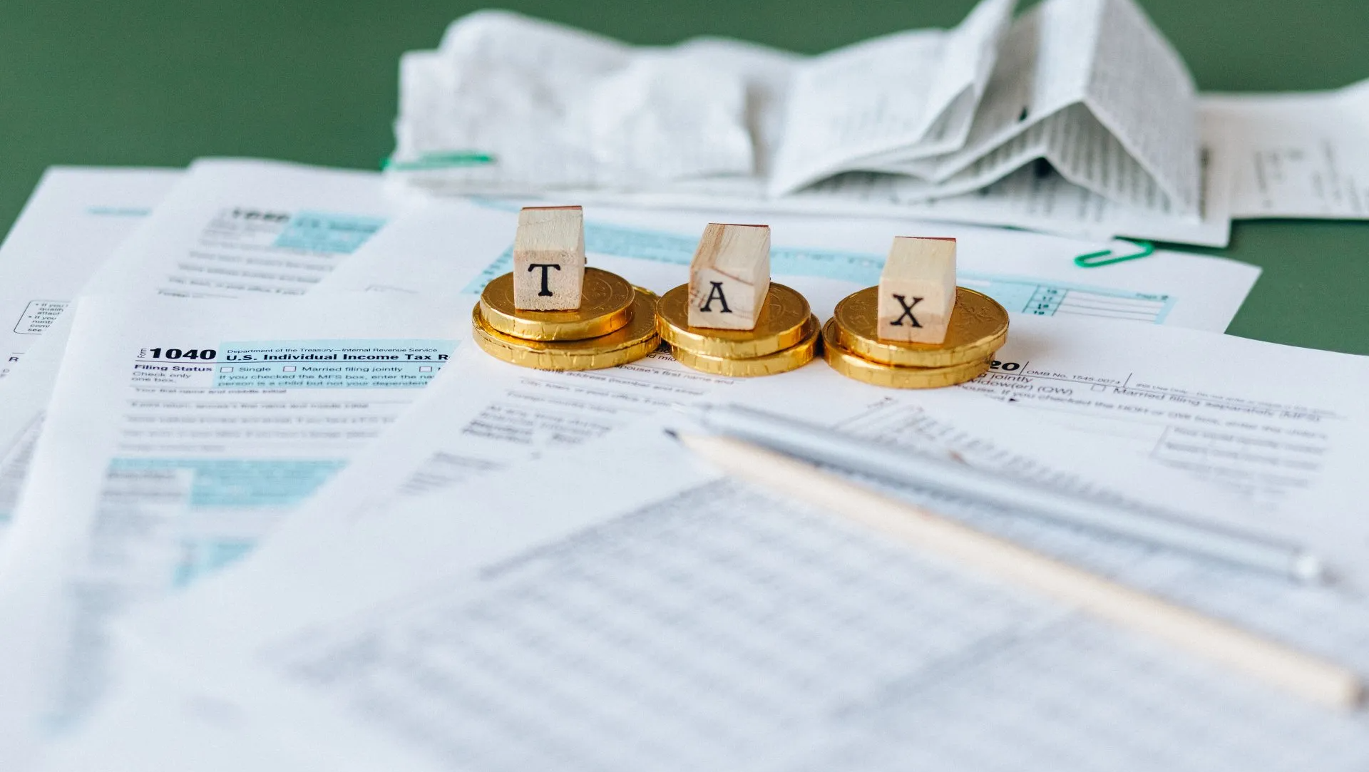 Difference between Form w-2 and a Form 1099-MISC or Form 1099-nec