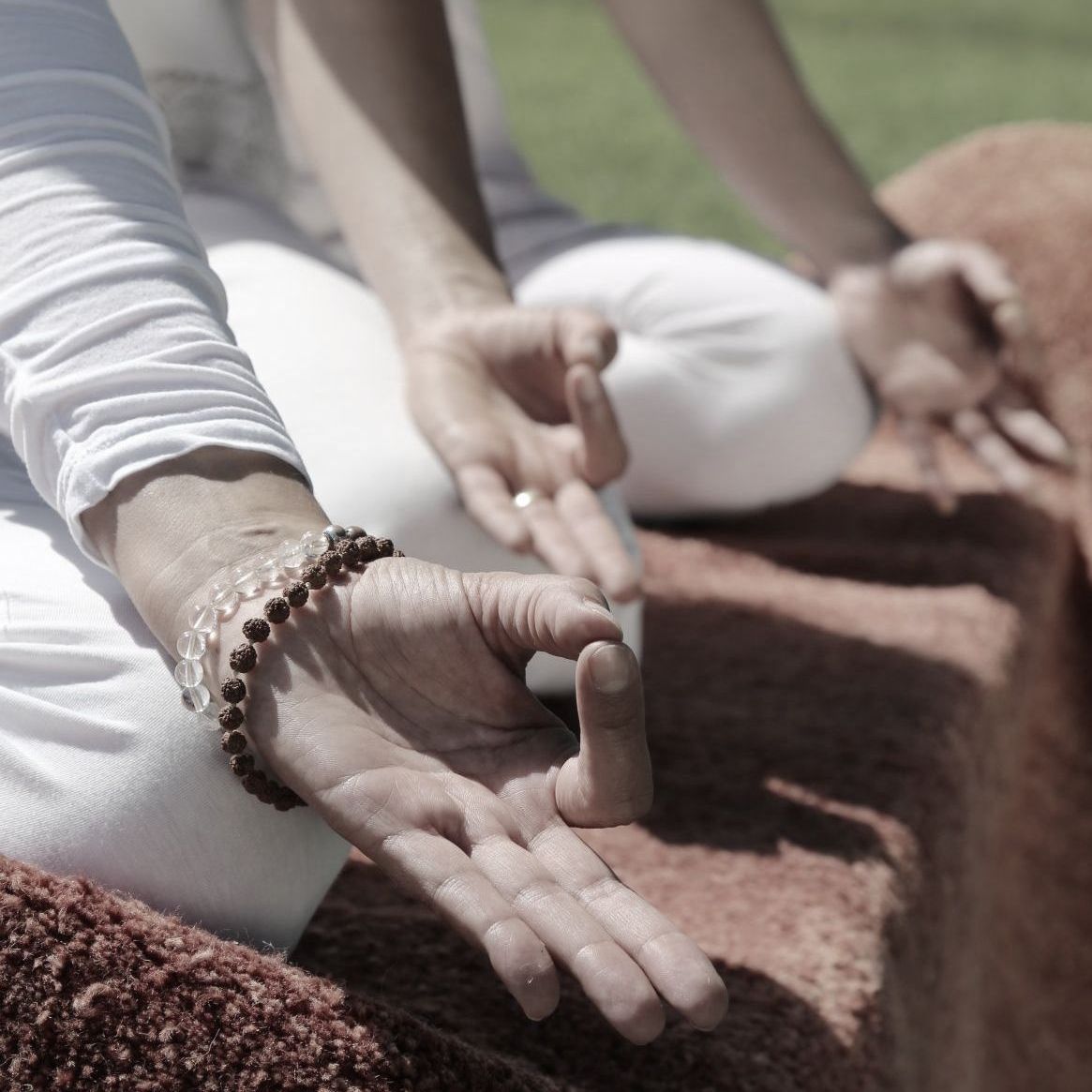 50 + Yoga, sanftes Yoga