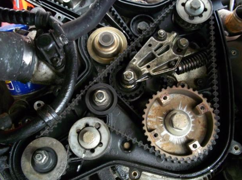 A close up of a car engine | A2Z AutosLLC