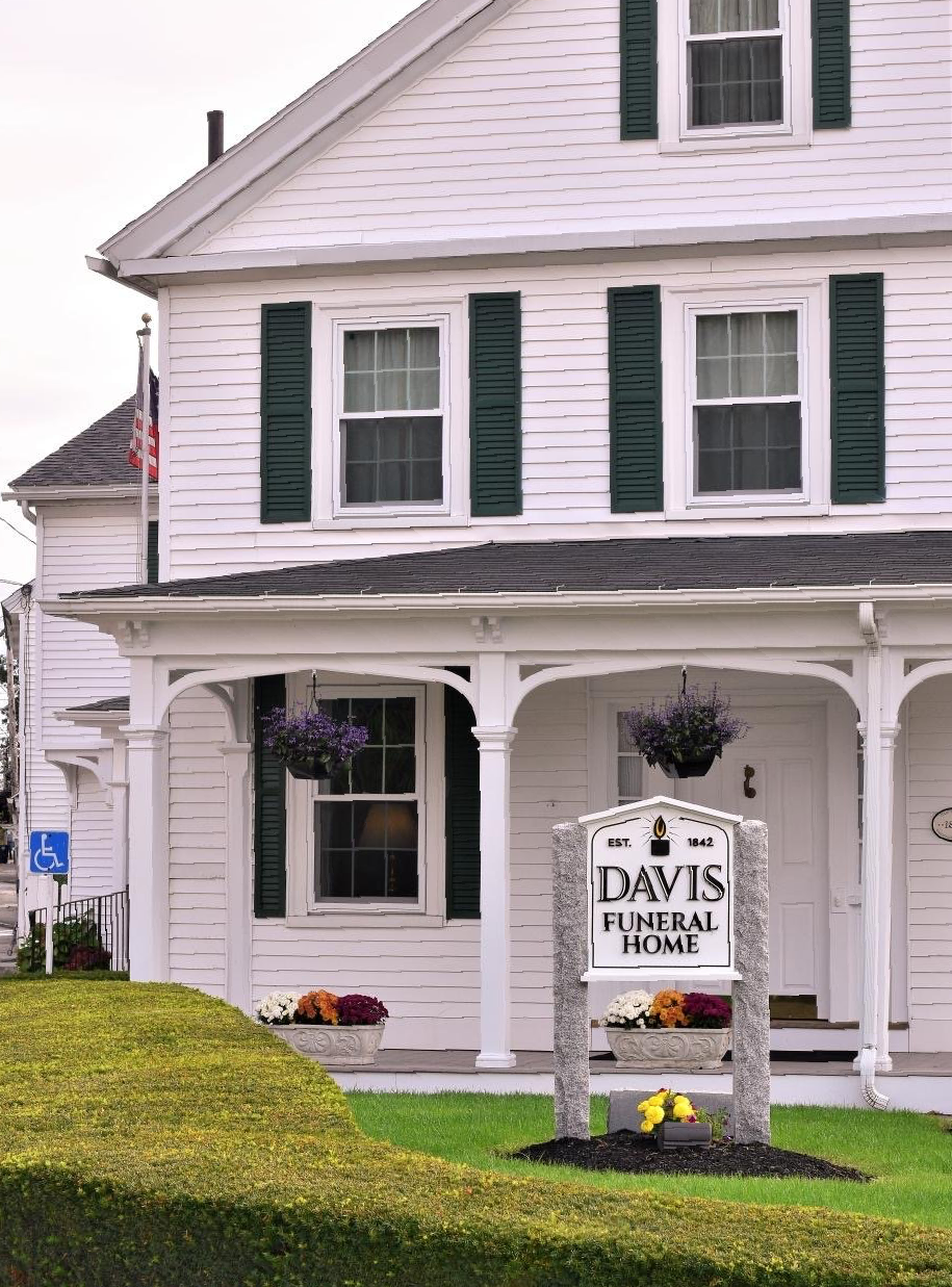 exterior of Davis funeral home in NH
