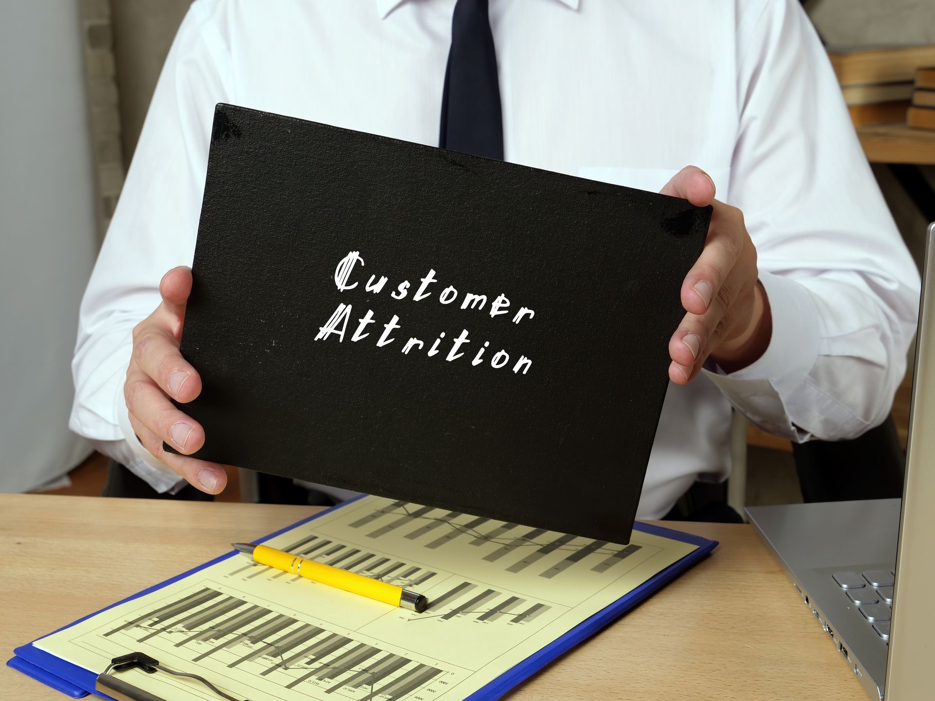 customer attrition,customer referral