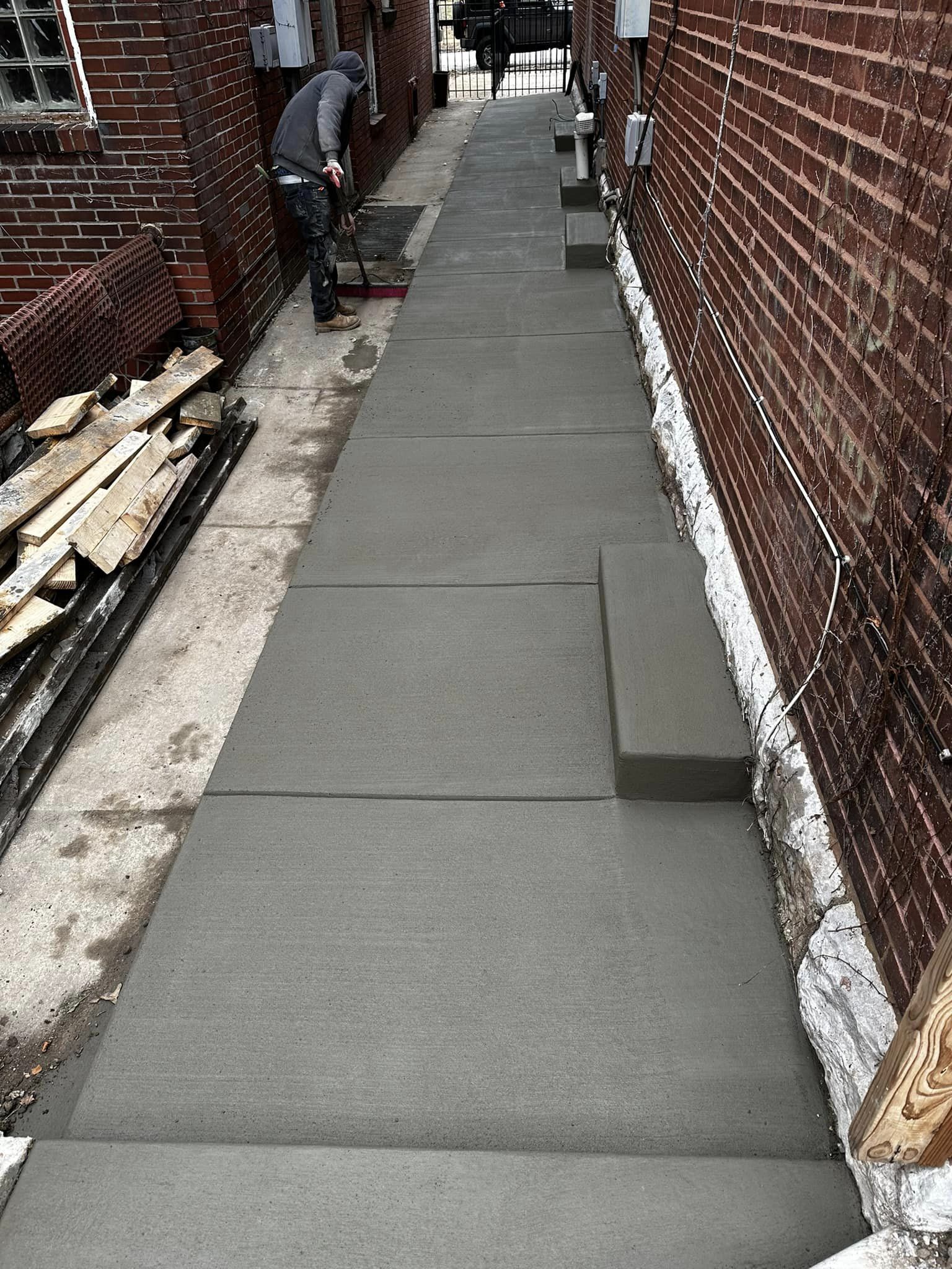 Gangway Sidewalk - South STL City, MO - Hoffman Concrete LLC