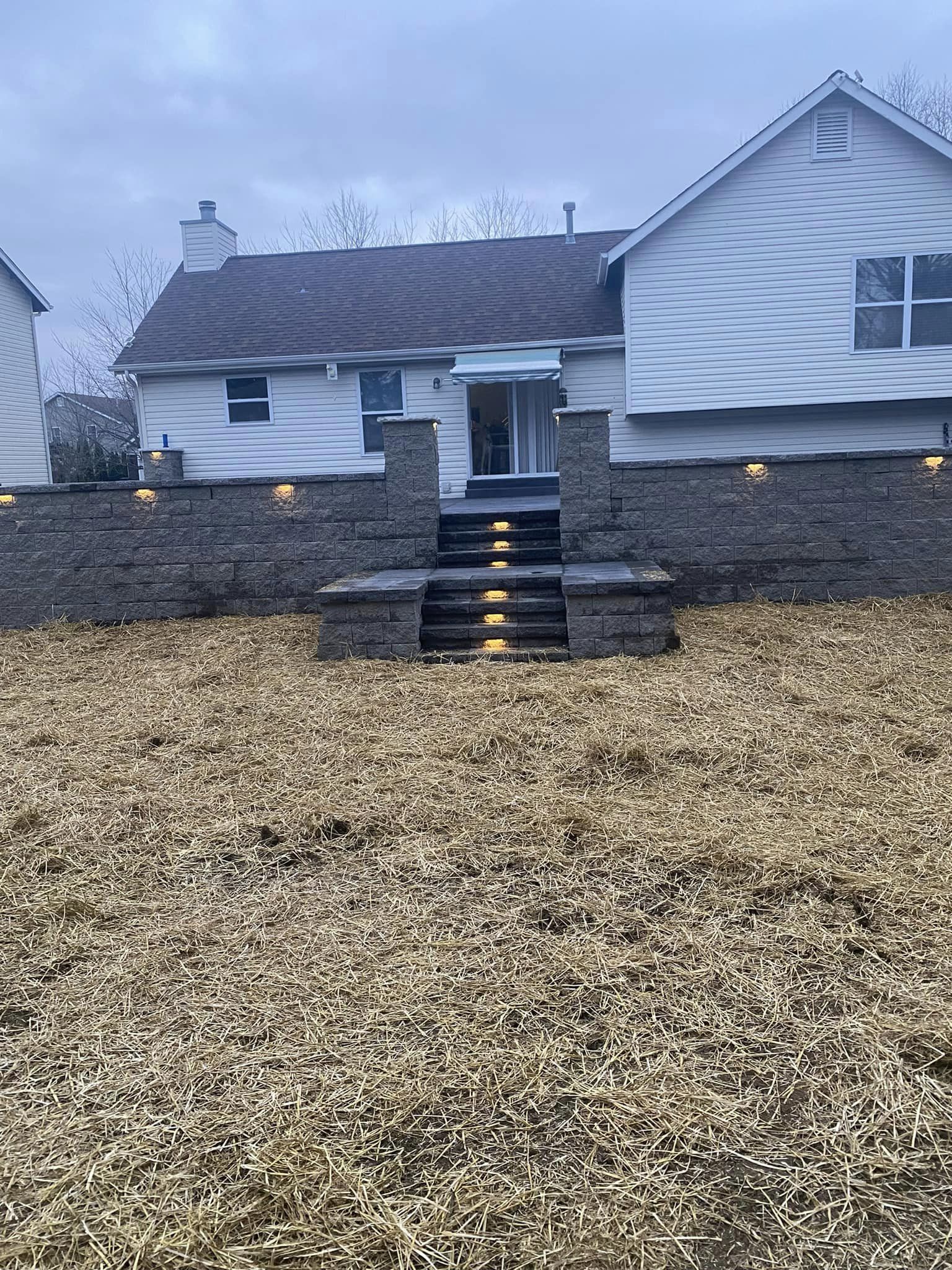 Retaining wall - Wentzville, MO - Hoffman Concrete LLC