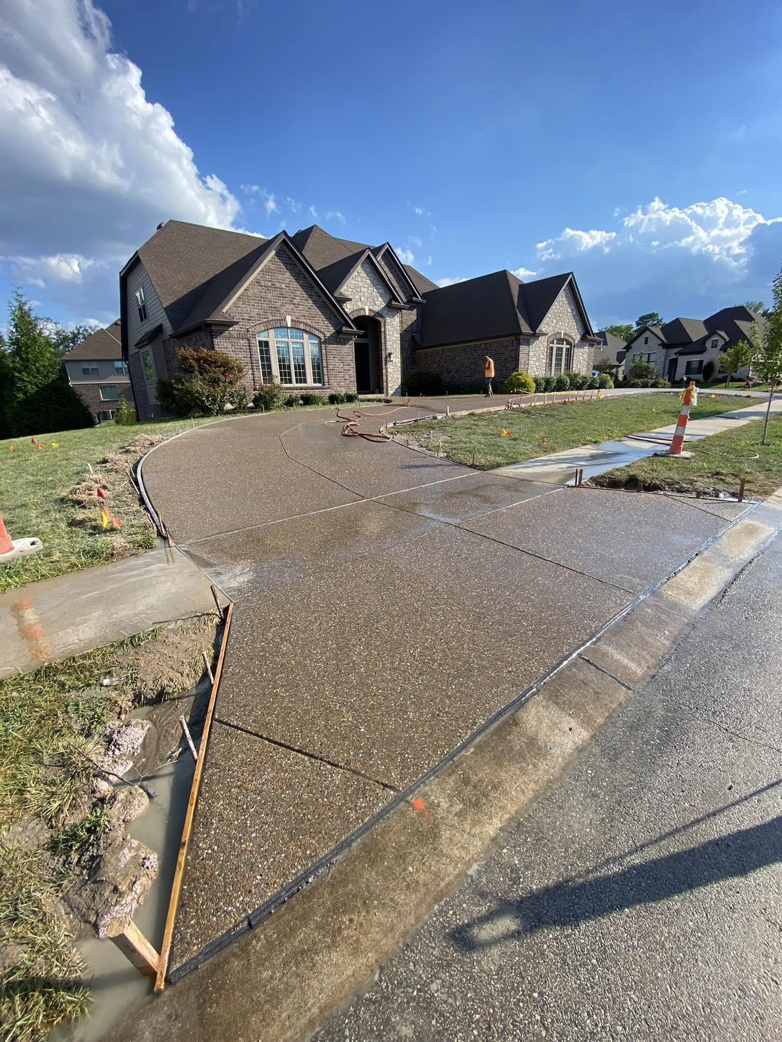 Aggregate Driveway - Creve Coeur, MO - Hoffman Concrete LLC