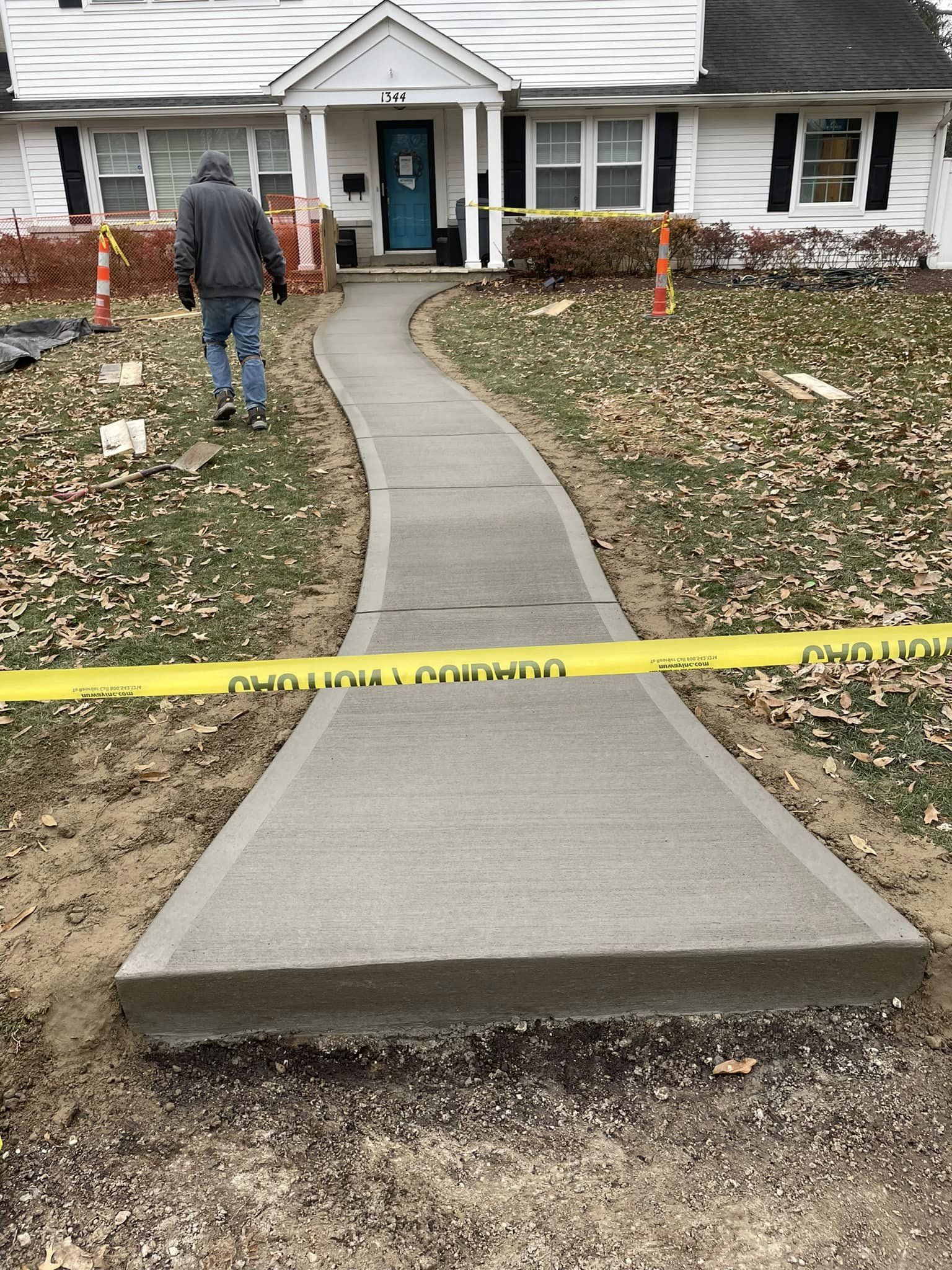 Front Walkway - Creve Coeur, MO - Hoffman Concrete LLC