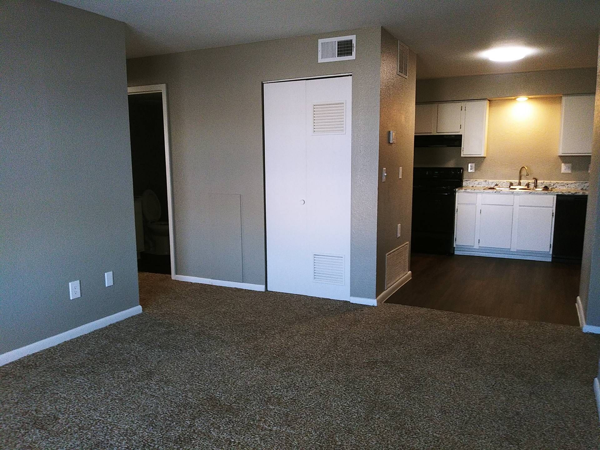 Crain Management Pheasant Point Apartments