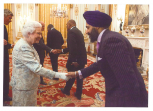  Her Majesty The Queen and Prof. Peter Virdee