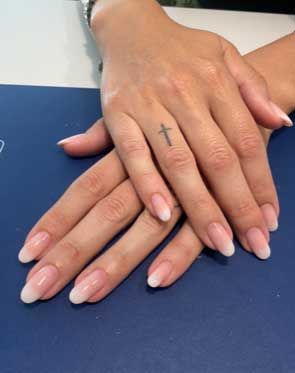 manicure e ricostruzione unghie 2