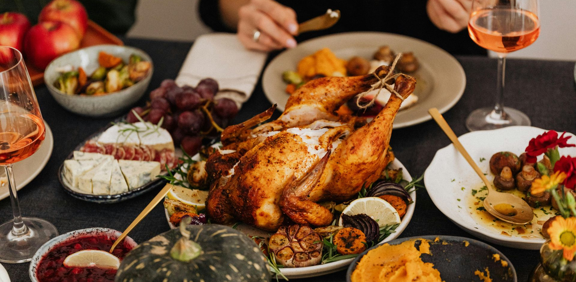 Spanish wine and christmas dinner