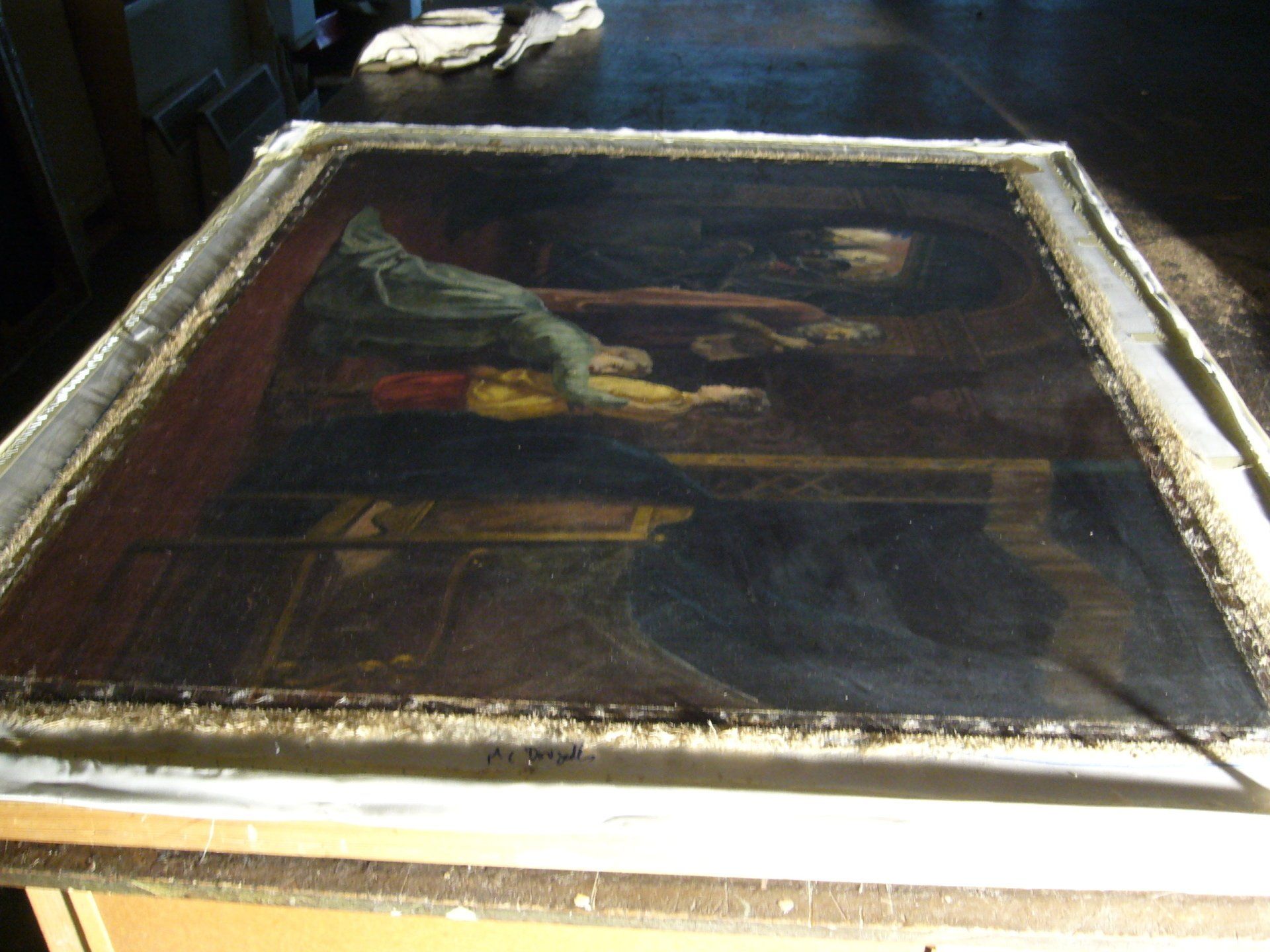 Improved canvas surface after  surface treatment and lining  shown in raking light