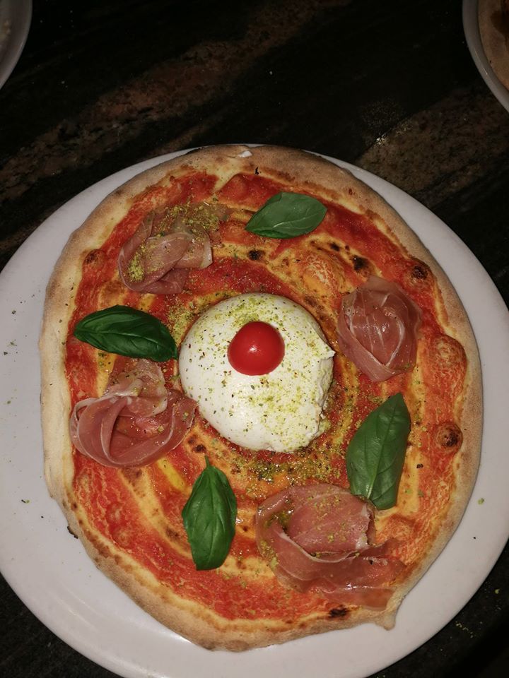 pizza burrata