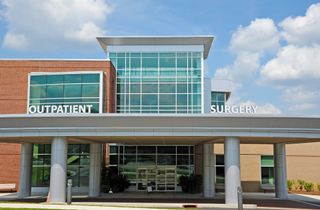 Medical Surgical Facililty - Foot Doctor in Glenview, IL