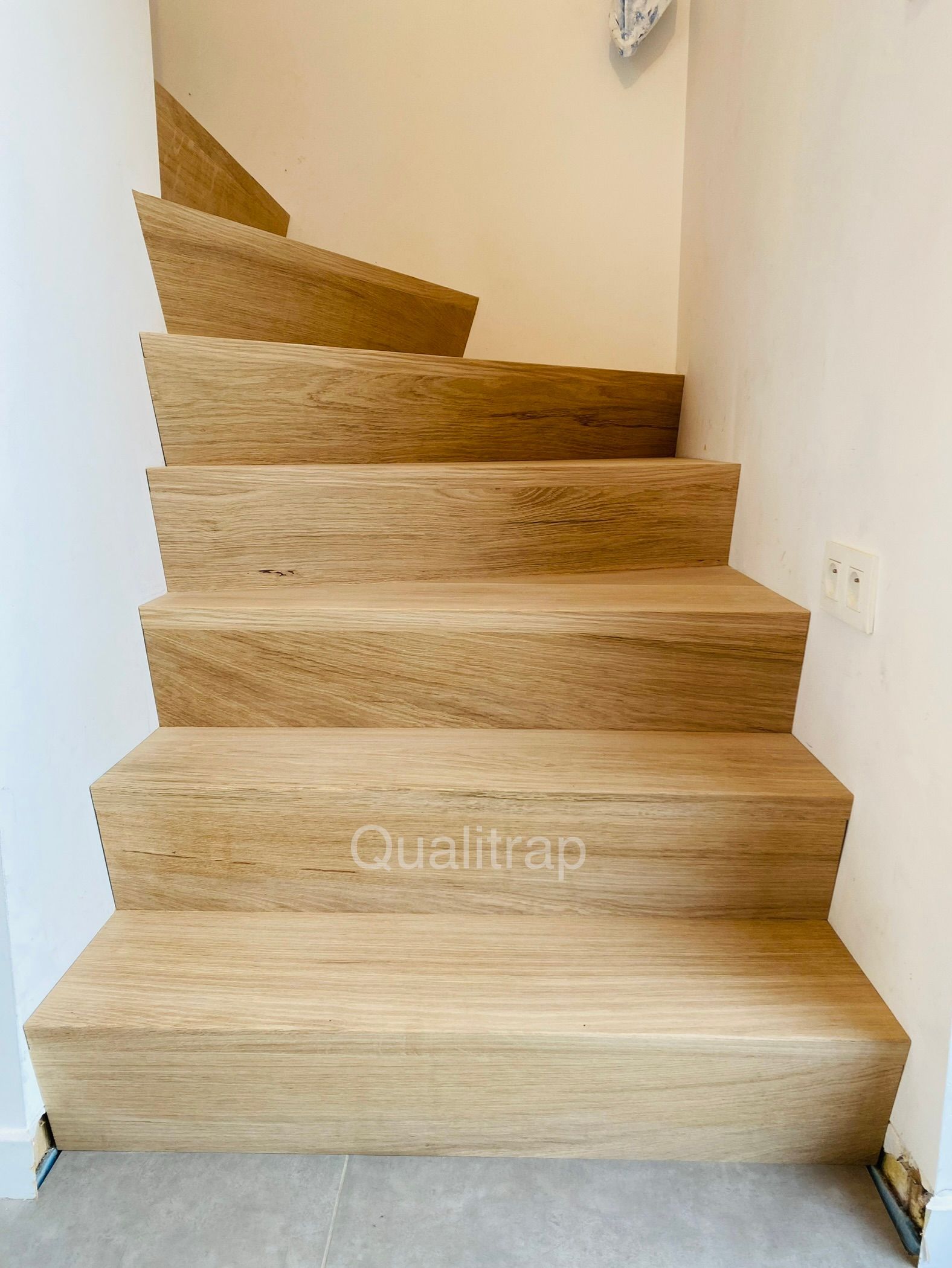 houten trap eik over beton