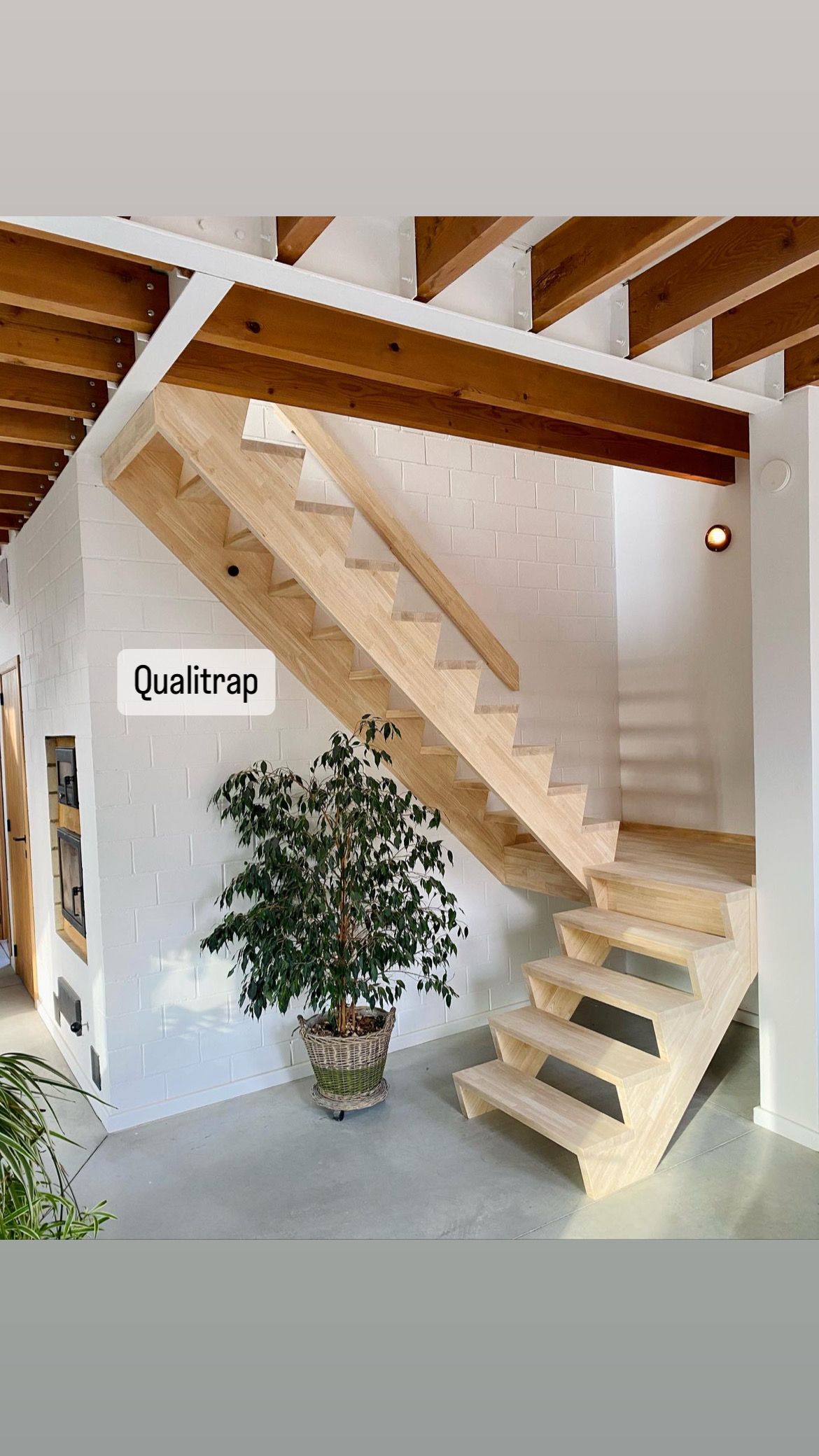 houten trap rubberwood