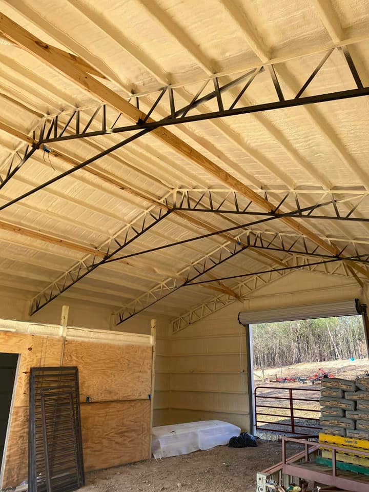 pole barn with spray foam insulation in Tuskegee Alabama