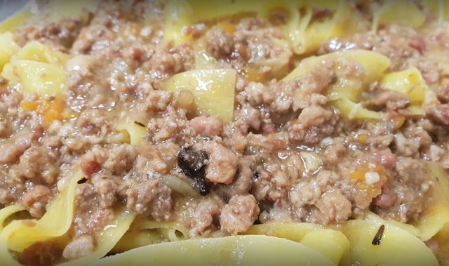 pappardelle al ragù