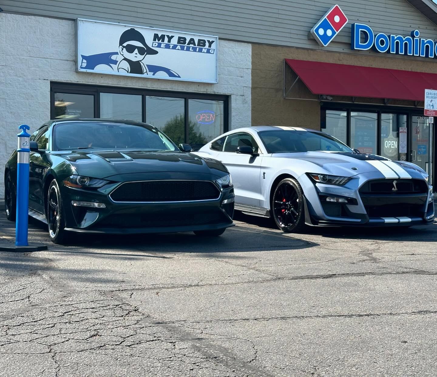 Two  2020 Ford Shelby GT500 Mustangs