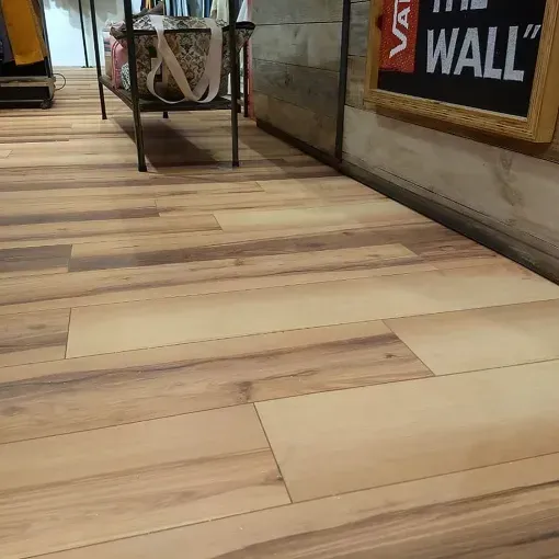 Piso Vinílico SPC Click Pino Odense SP012 4mm