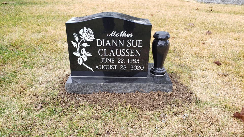 Custom Black Monument - Ottumwa, IA - Patterson Monument LLC