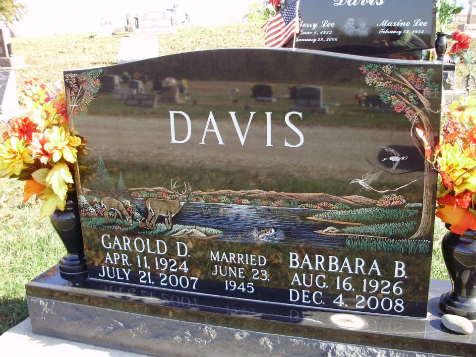 Sleek Design Monument - Ottumwa, IA - Patterson Monument LLC