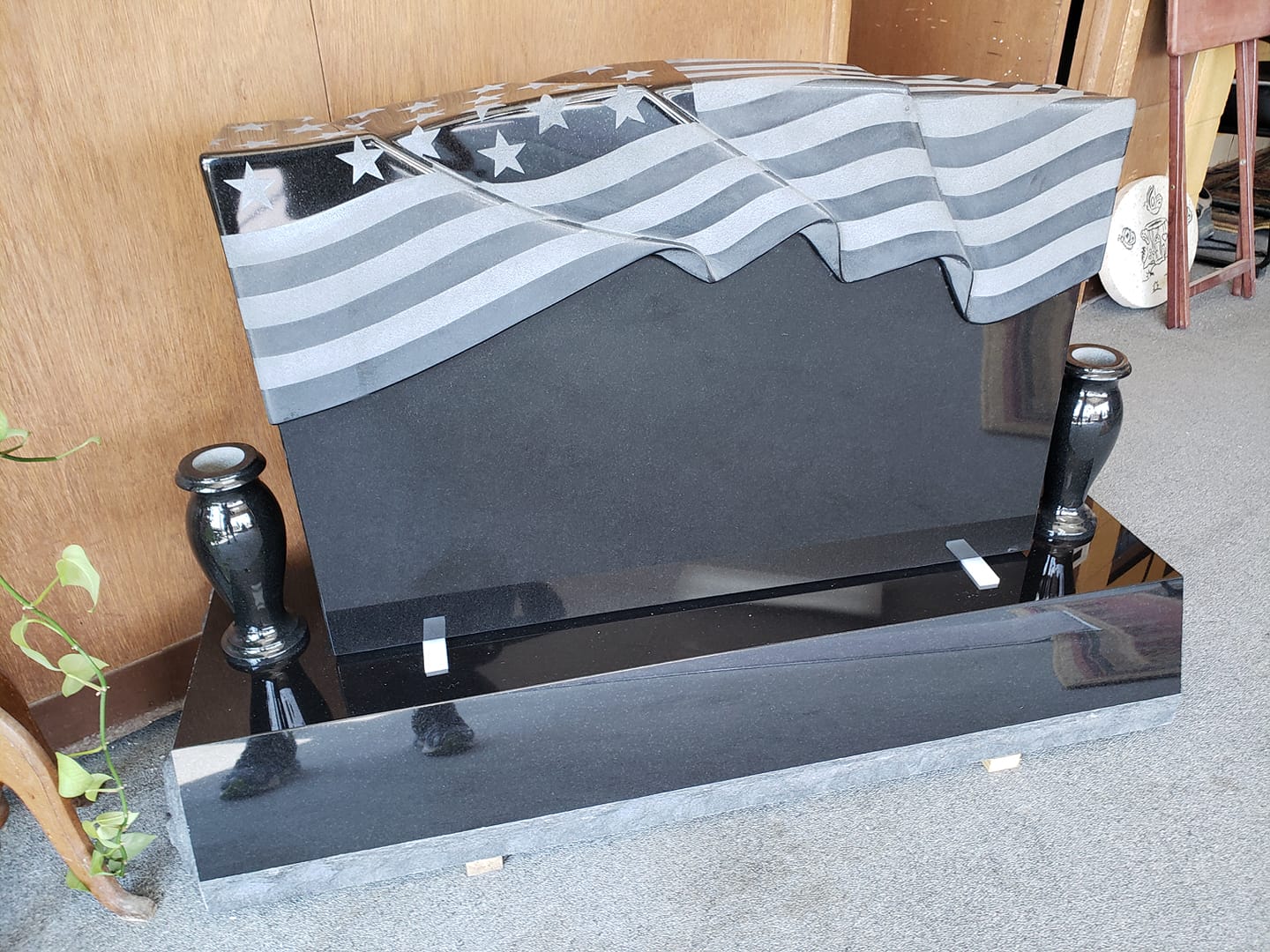 Sculpted Flag Monument - Ottumwa, IA - Patterson Monument LLC