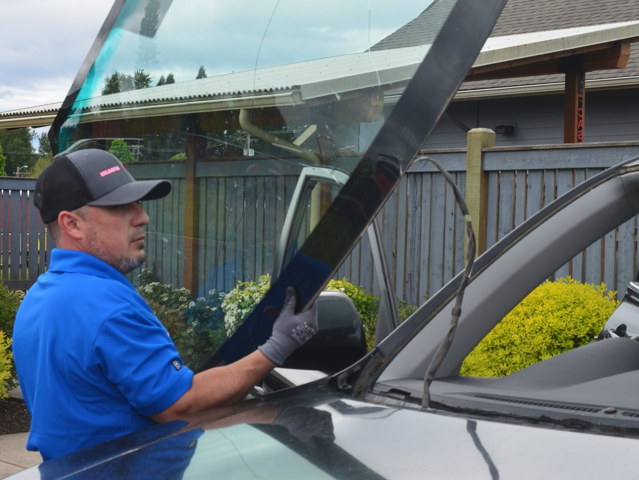 MK Auto Glass Windshield Repair & Replacement in Eugene/Springfield, OR