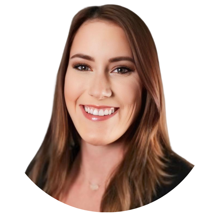 Kelsie Holly - A woman with long brown hair is smiling for the camera