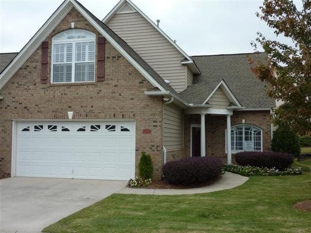 3 BR / 2.5 Bth Condo / Townhouse