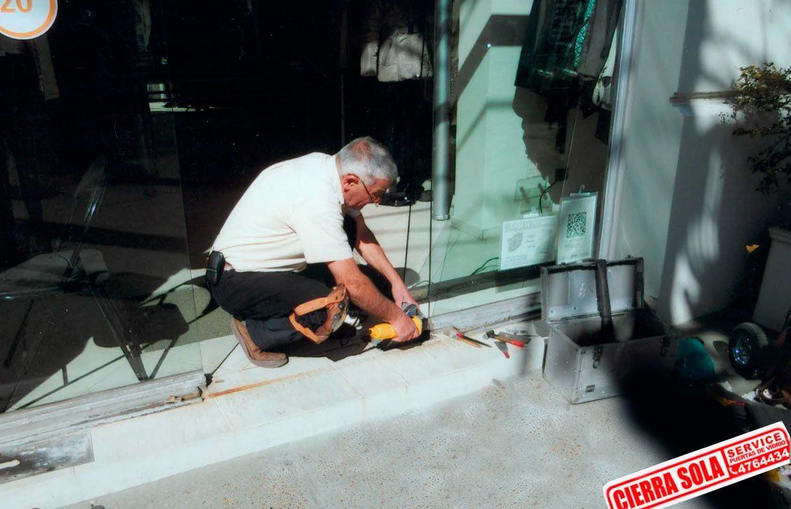 Service de Puertas de Vidrio