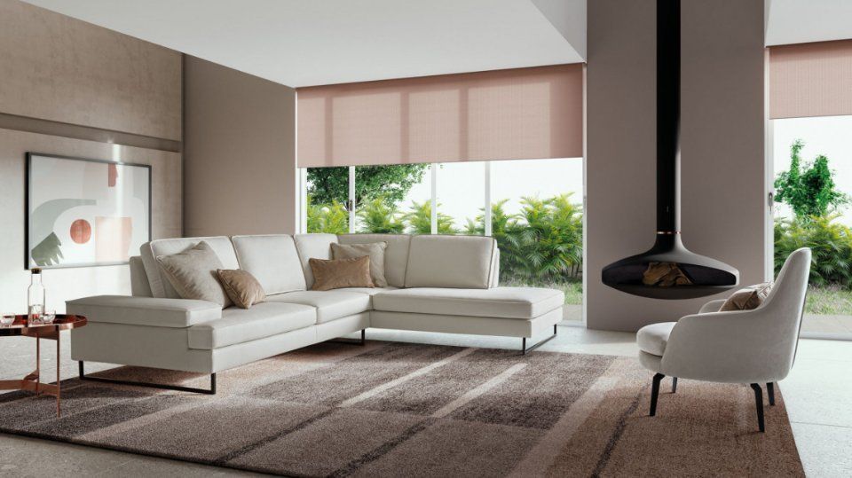 divano bianco angolare