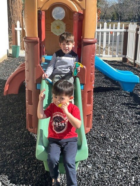 Teacher & Kids Outdoors, Preschool Center in Novato CA