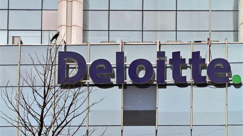 Fachada exterior da Deloitte