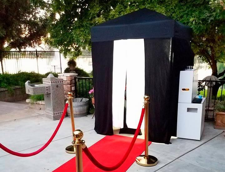 Canopy Style Photo Booth
