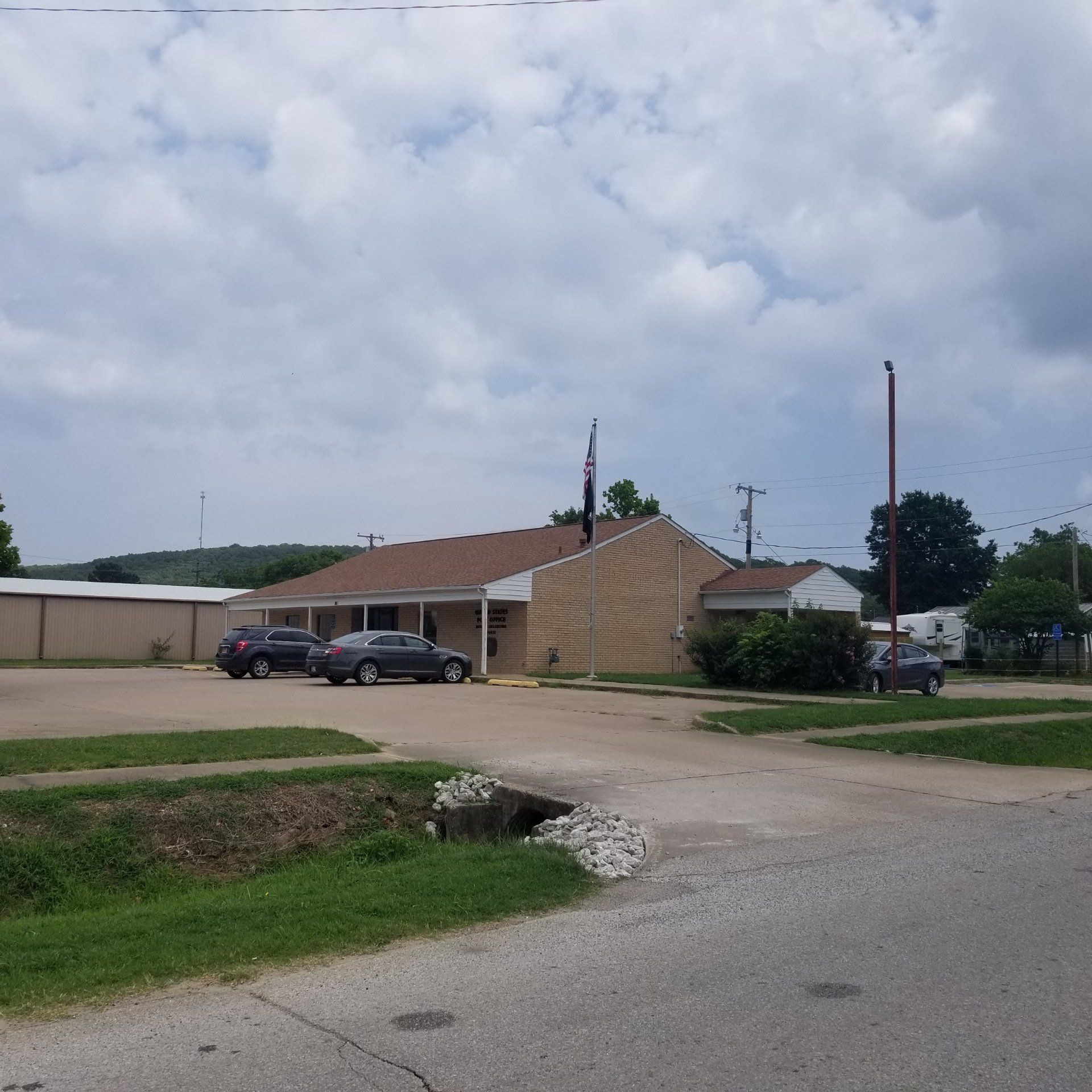 Roofing installed on commercial building