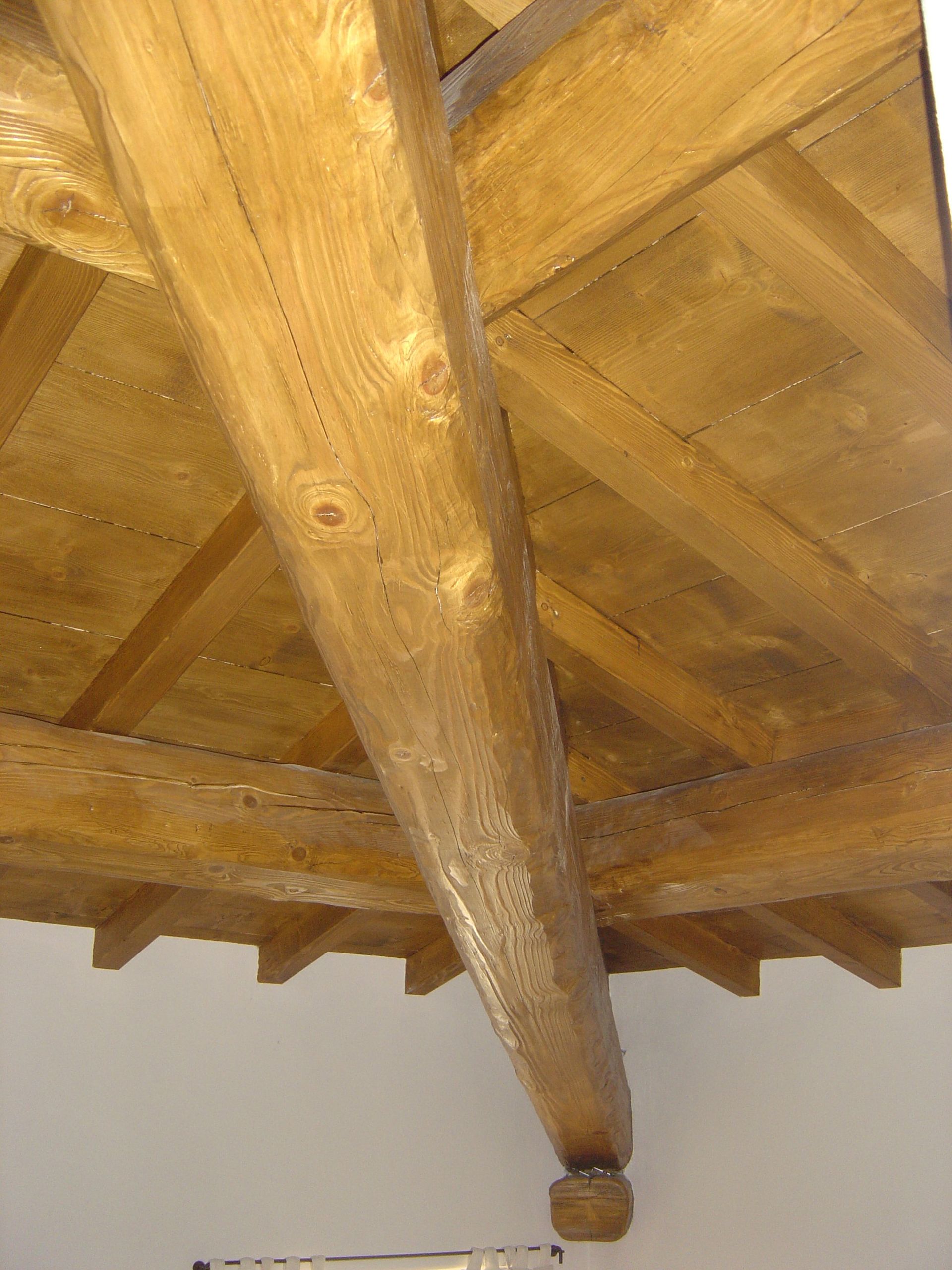 montaggio travi in legno verona