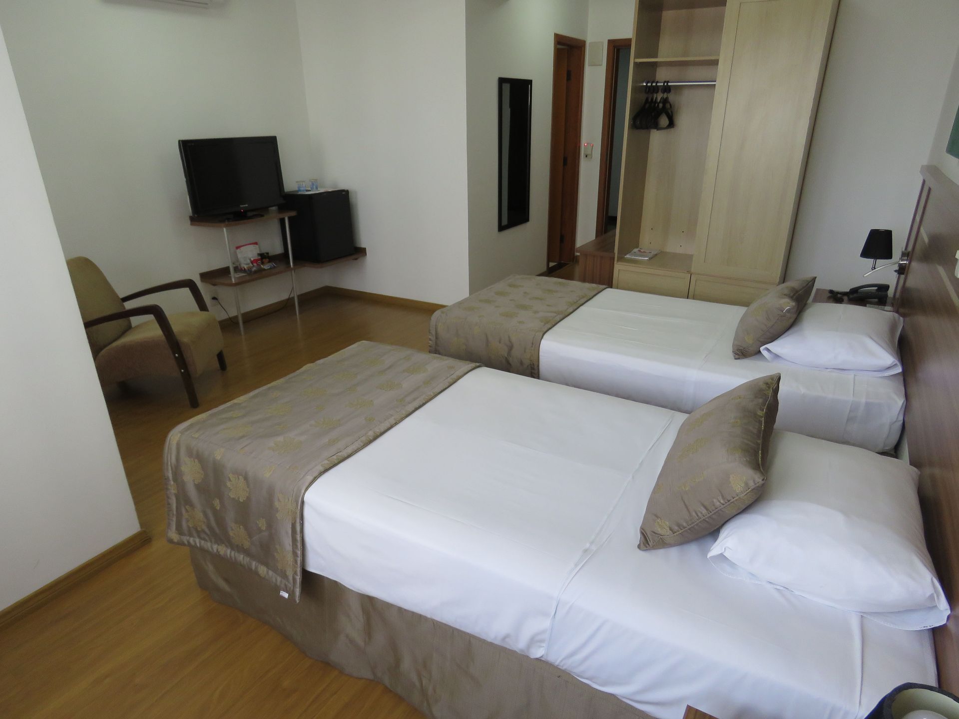 FARO HOTEL SÃO JOSÉ DOS CAMPOS