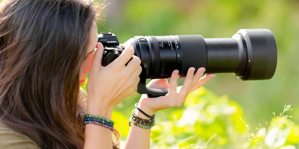 From landscapes to wildlife to sports photography, the TAMRON 150-500mm F/5-6.7 offers versatility for capturing a wide range of subjects with exceptional clarity and ease.