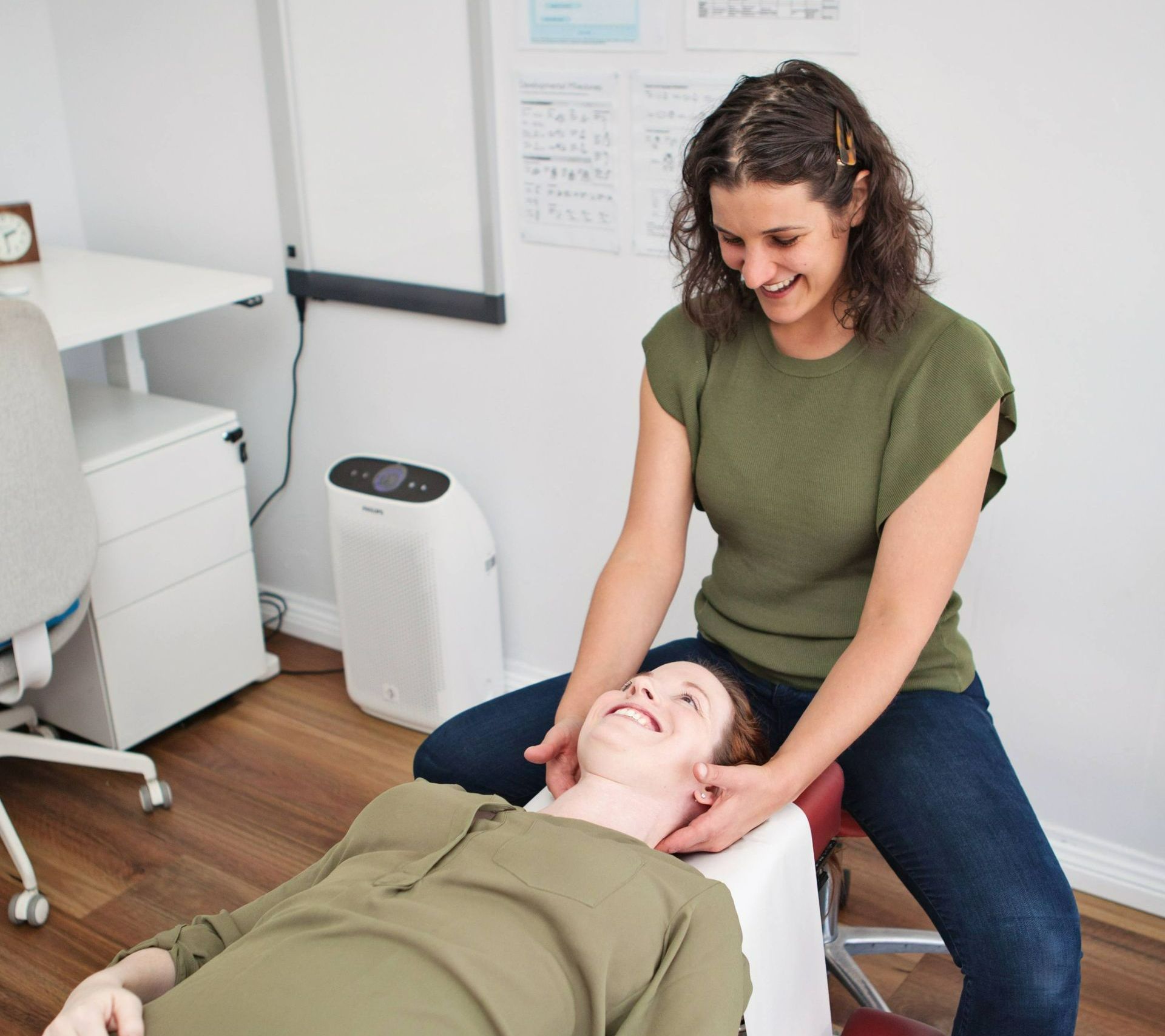 Chiropractic Care for neck pain in Adelaide Chiropractic Care for neck pain in Adelaide
