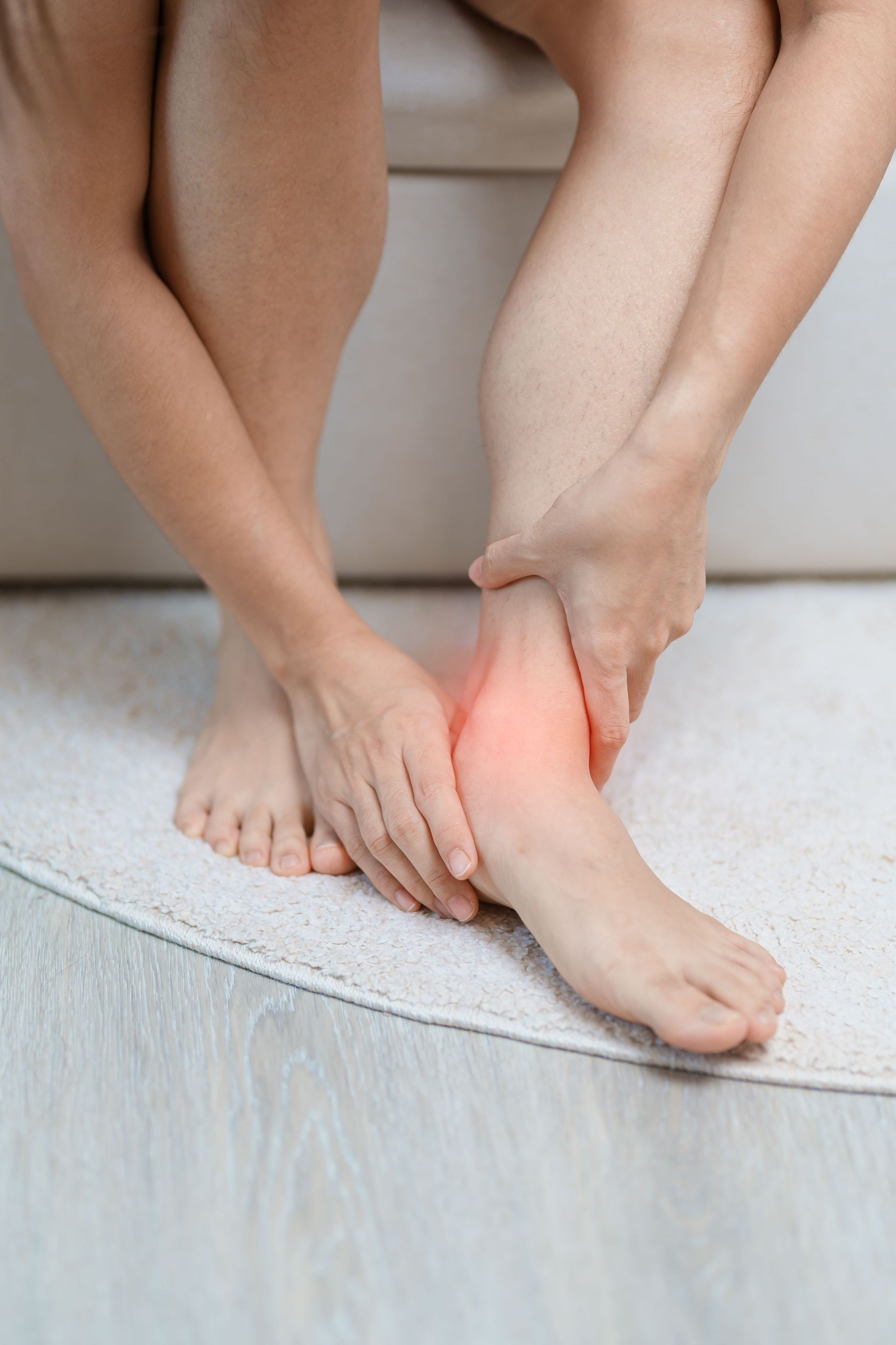 What causes Flat Feet Pain and how is it treated in Adelaide
