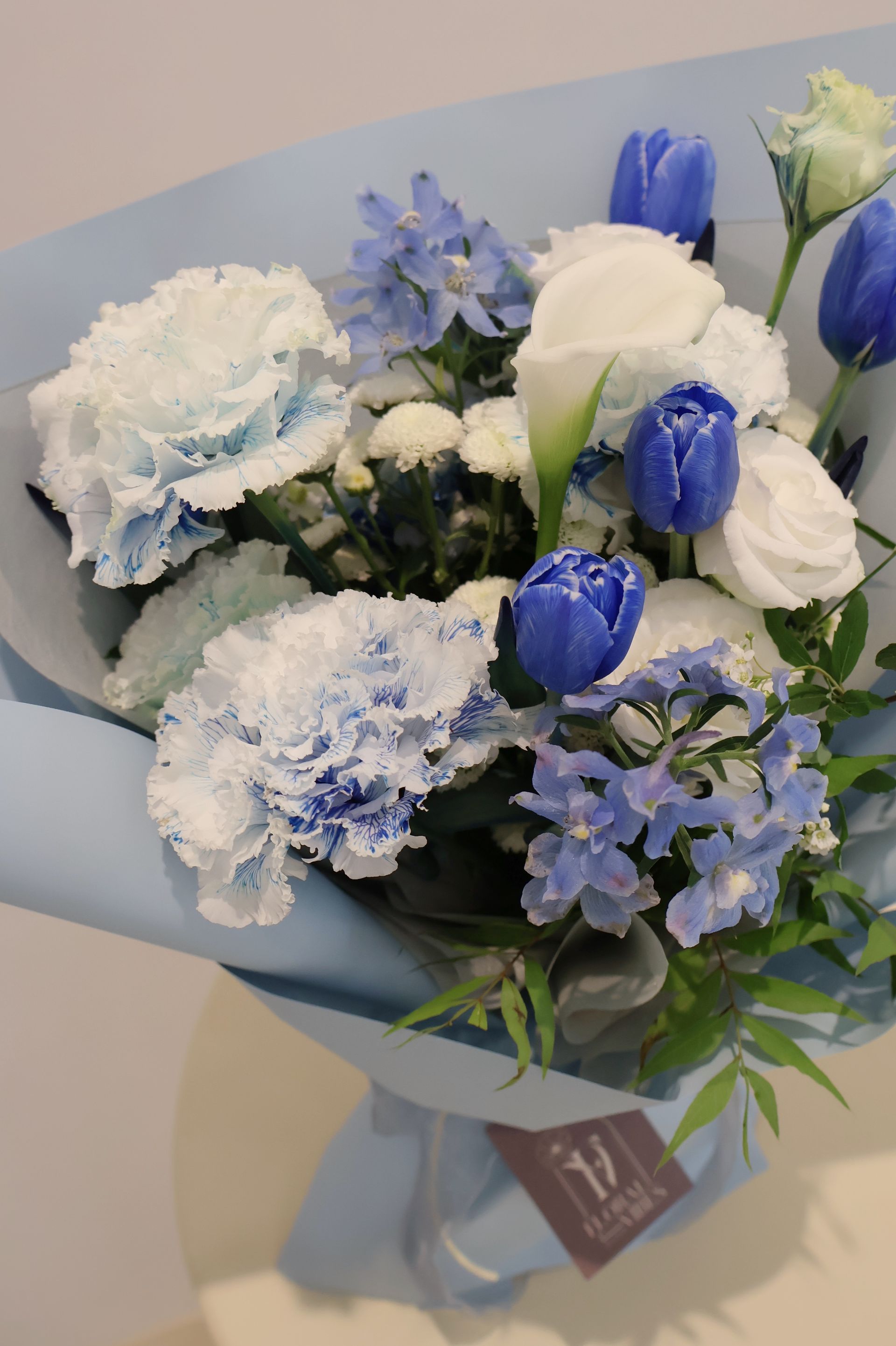 伴日花所,floralvibes,客製花束,藍色