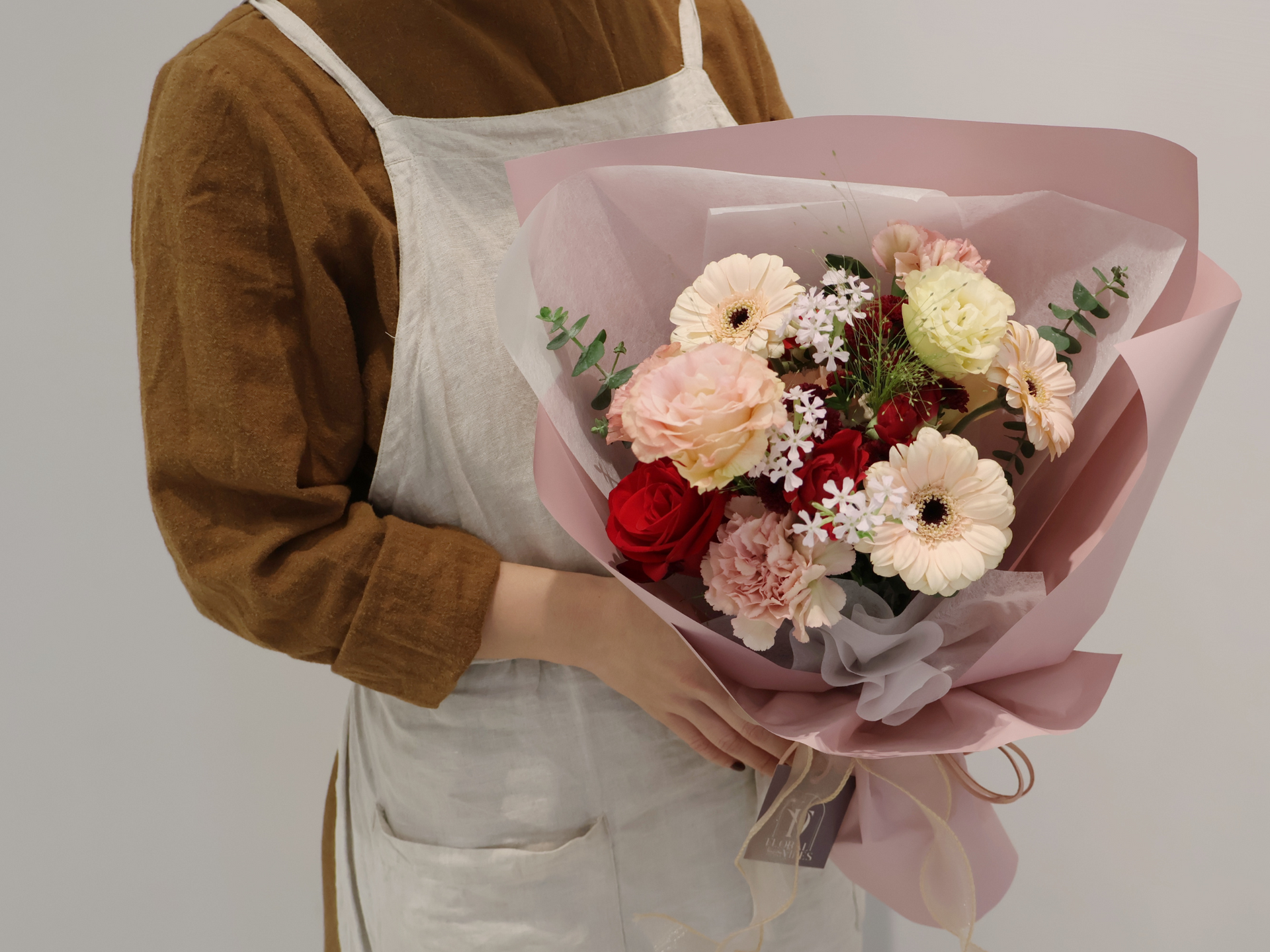 伴日花所,花語,花卉顏色意義,花色傳情,紅玫瑰花語,白玫瑰花語,向日葵的花語,婚禮花藝,送花推薦,花禮指南,花店日常