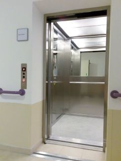 Ascensore contemporaneo