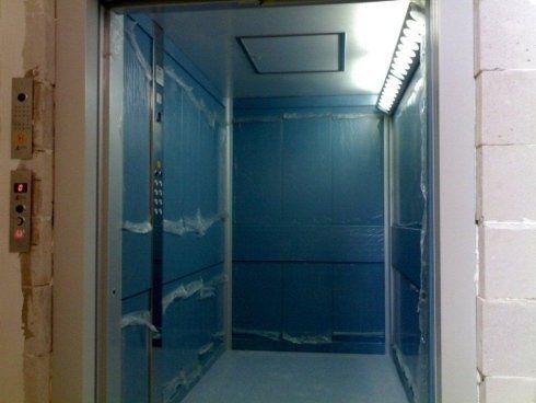 Ascensore in rinnovo