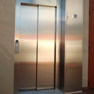Ascensore chiuso
