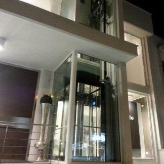 Ascensore a incastellatura