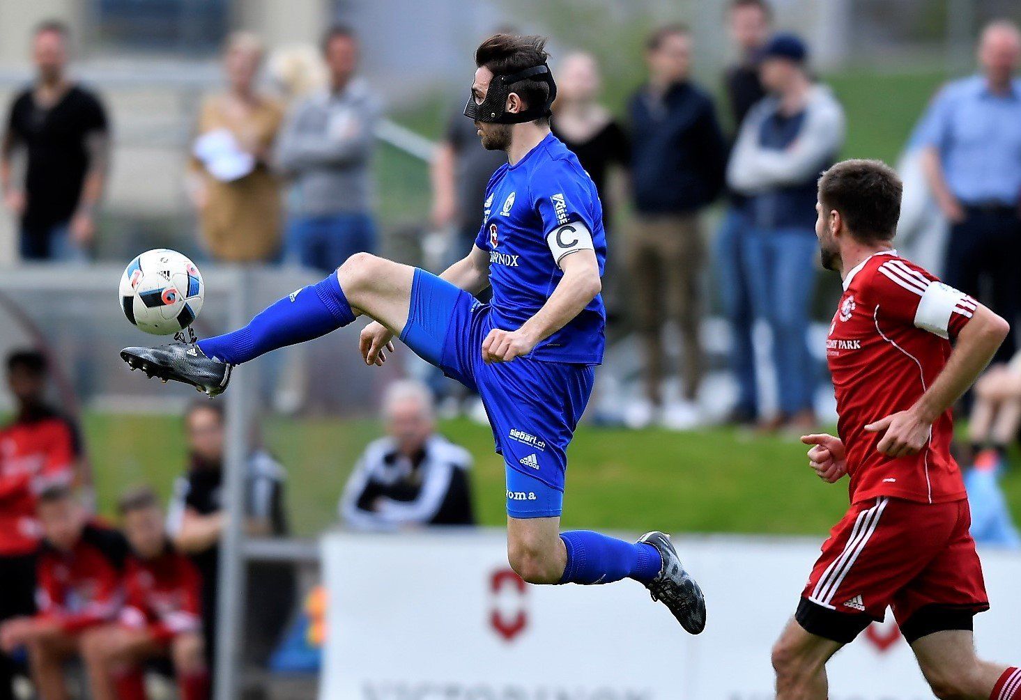 Fussballer Zweikampf