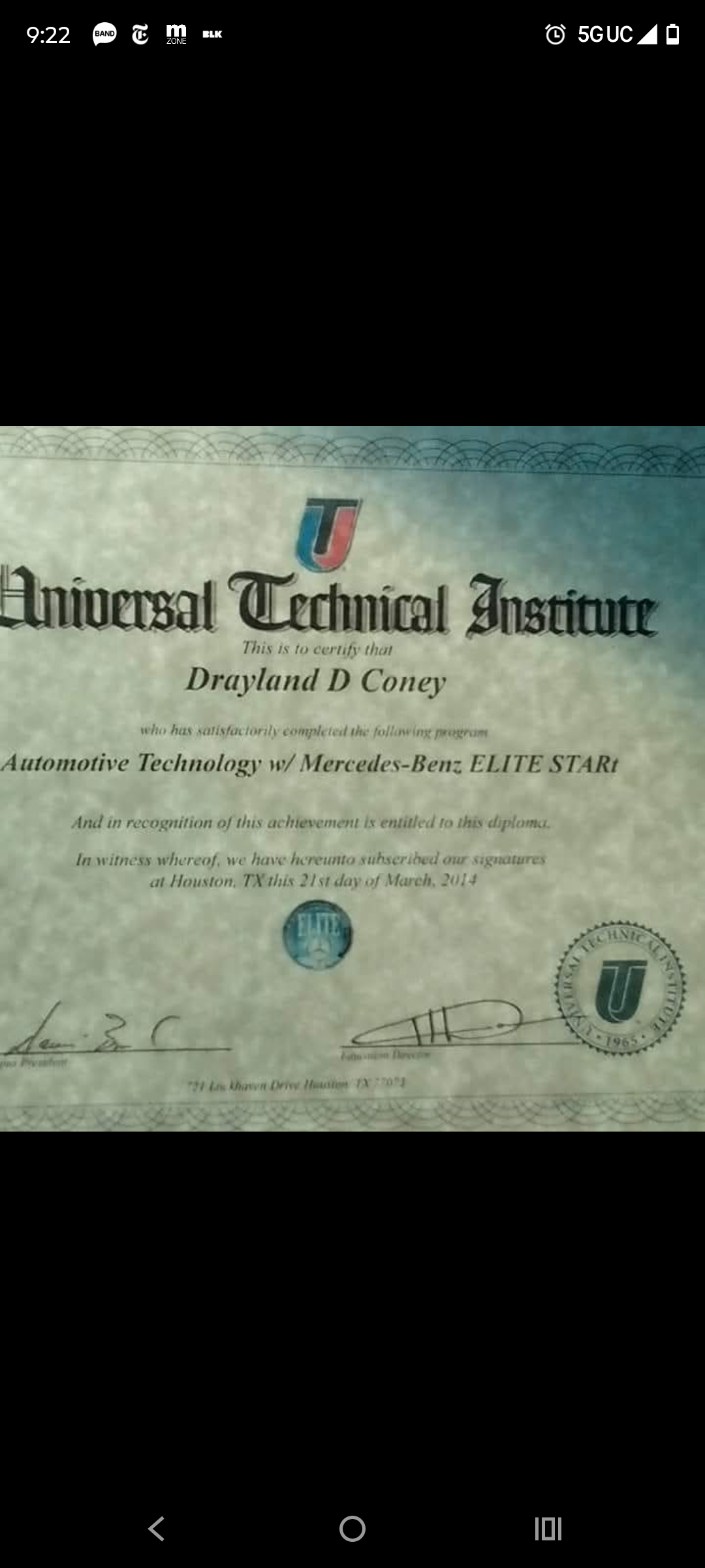 A picture of a certificate from the universal technical institute