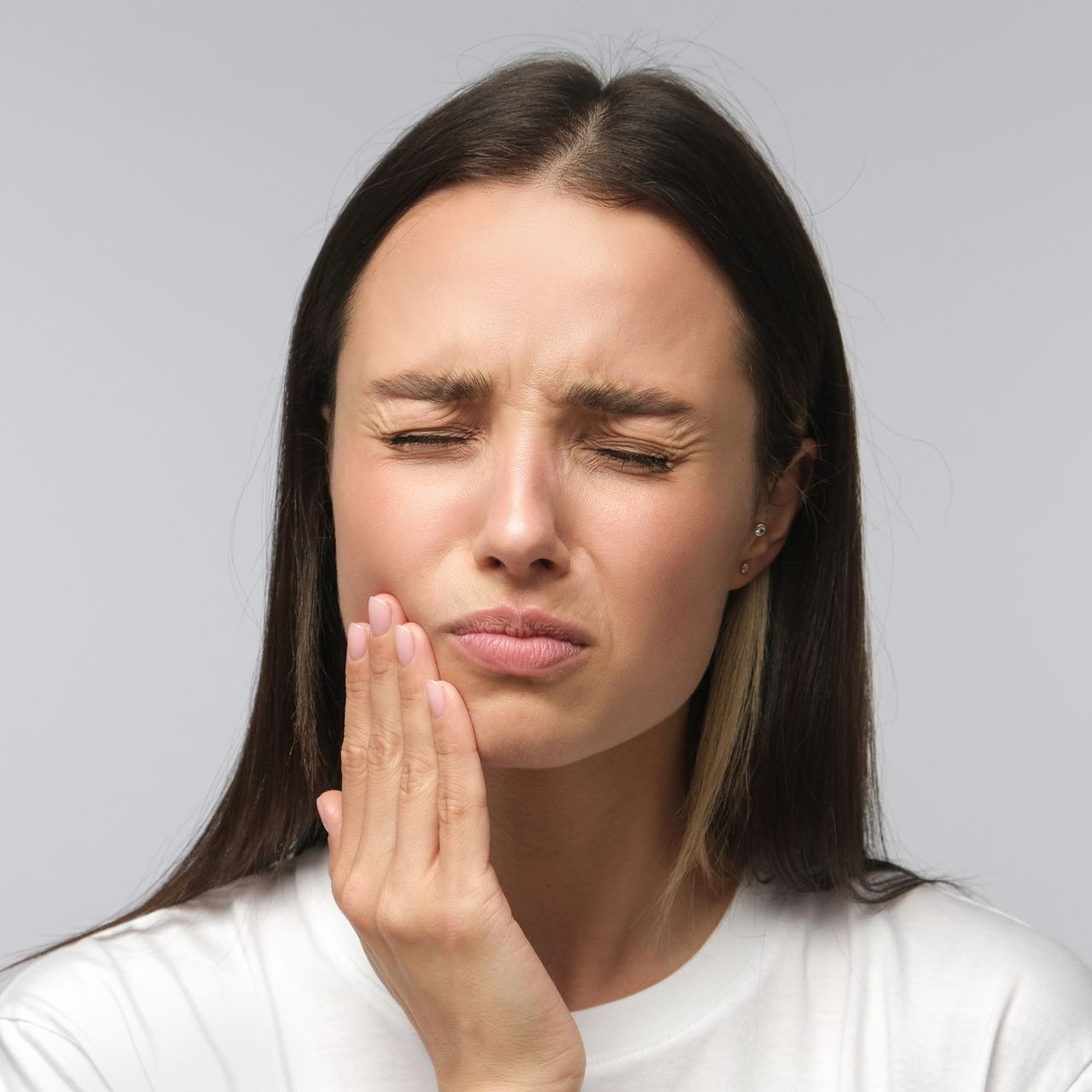 Woman With Toothache - Land, TX - Dr. Peter Pham, DDS