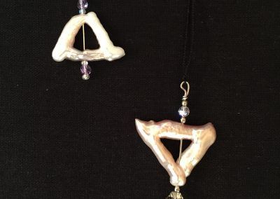 Earrings triangle pearls swarovski crystal glass beads - Doylestown, PA - Hoehne Clark Fine Furniture & Design