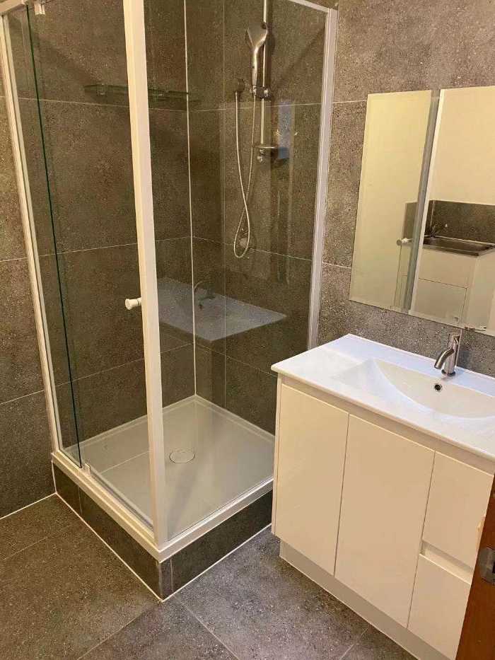 shower cubical